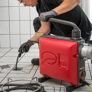 خدمات فوری و شبانه‌روزی